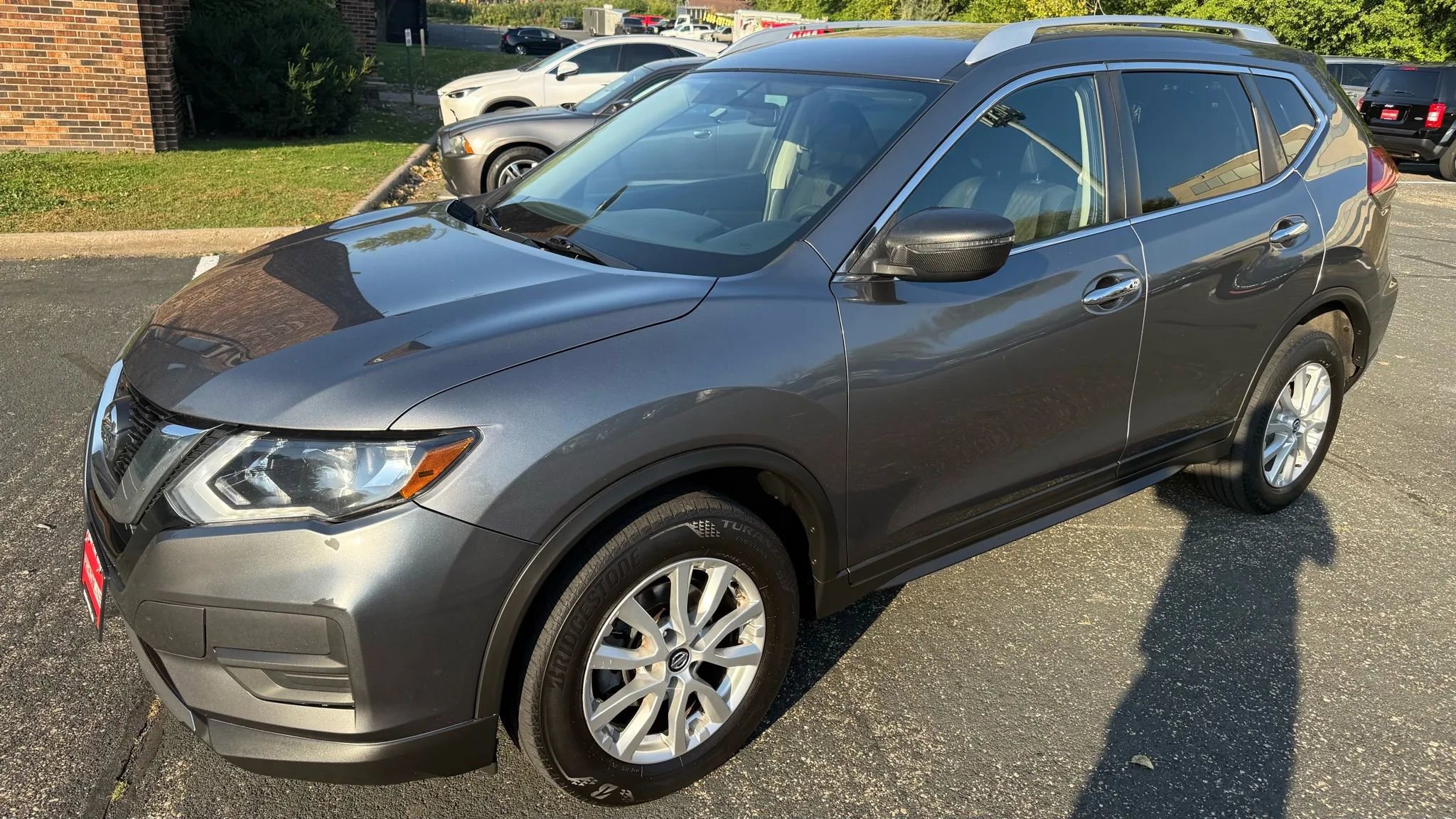 Used 2017 Nissan Rogue SV
