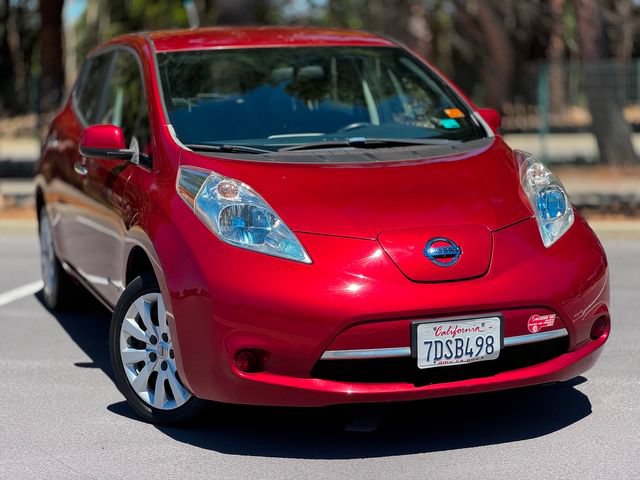 Used 2013 Nissan Leaf S w/ Charger Pkg FWD image 2