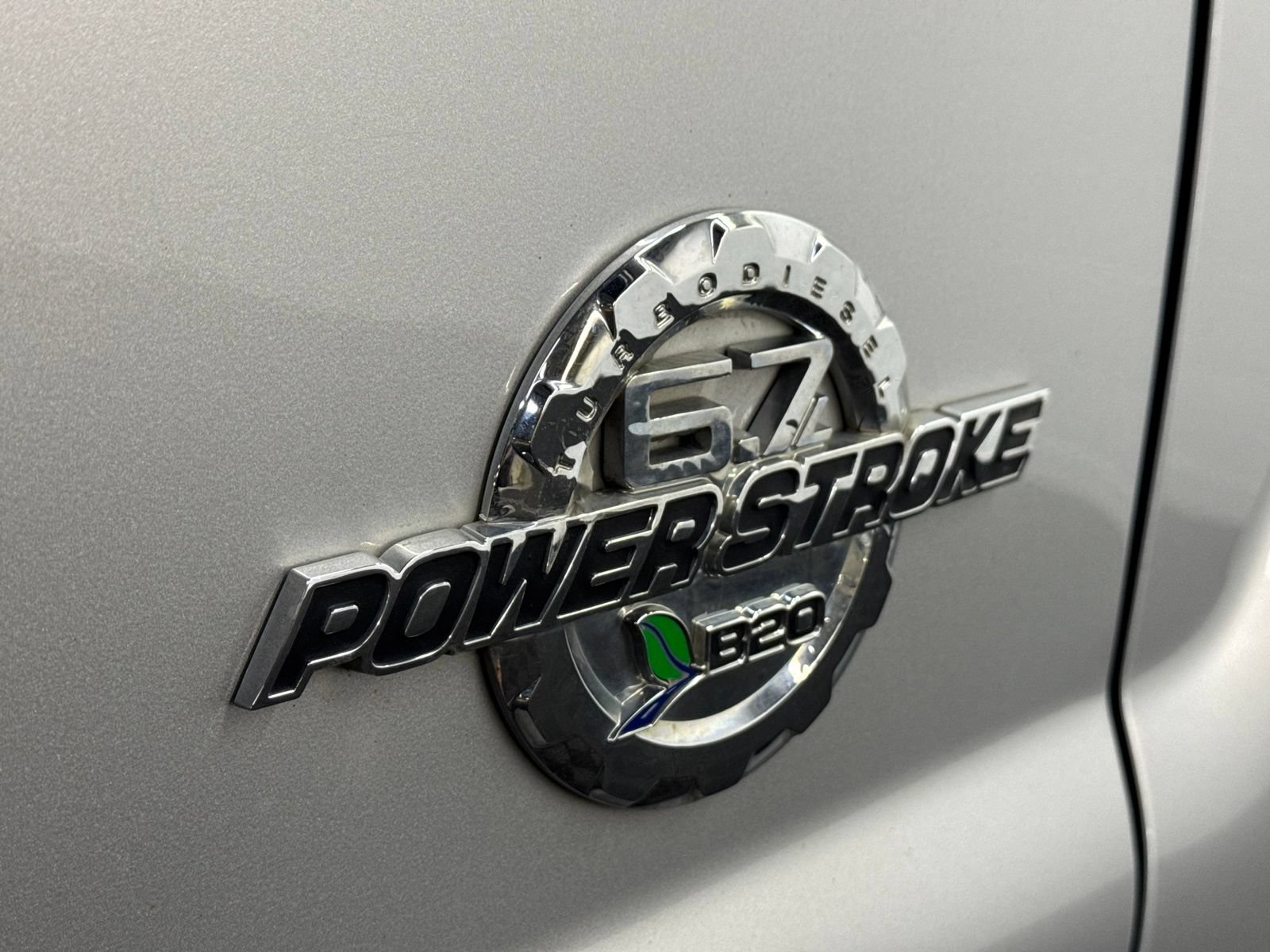 Used 2015 Ford F350 Platinum w/ Platinum Package AWD/4WD image 8