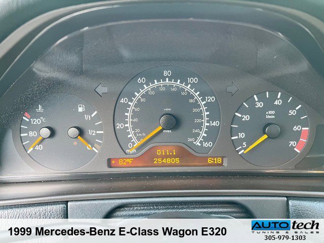 Used 1999 Mercedes-Benz E 320 Wagon image 34