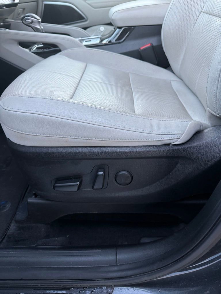 Used 2021 Kia Telluride EX w/ EX Premium Package image 21