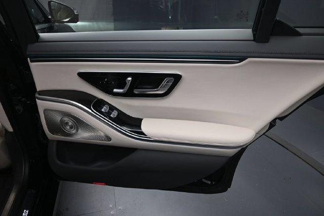 New 2027 Mercedes-Benz S 500 4MATIC image 28
