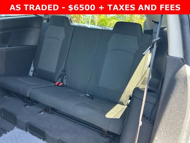 Used 2015 Chevrolet Traverse LT image 16