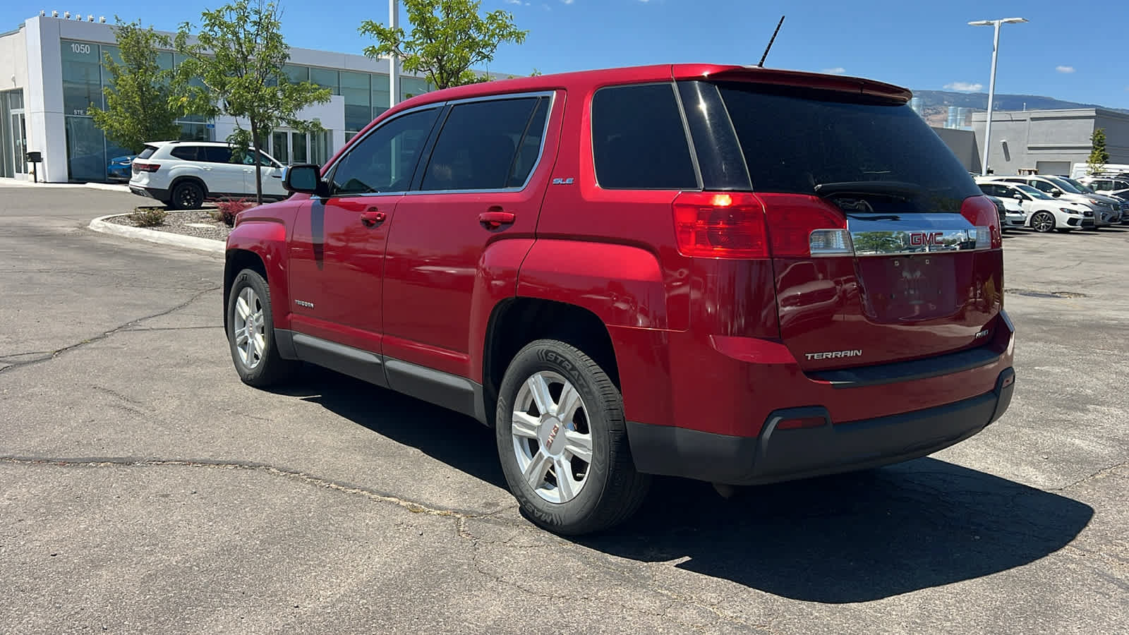 Used 2015 GMC Terrain SLE AWD/4WD image 7