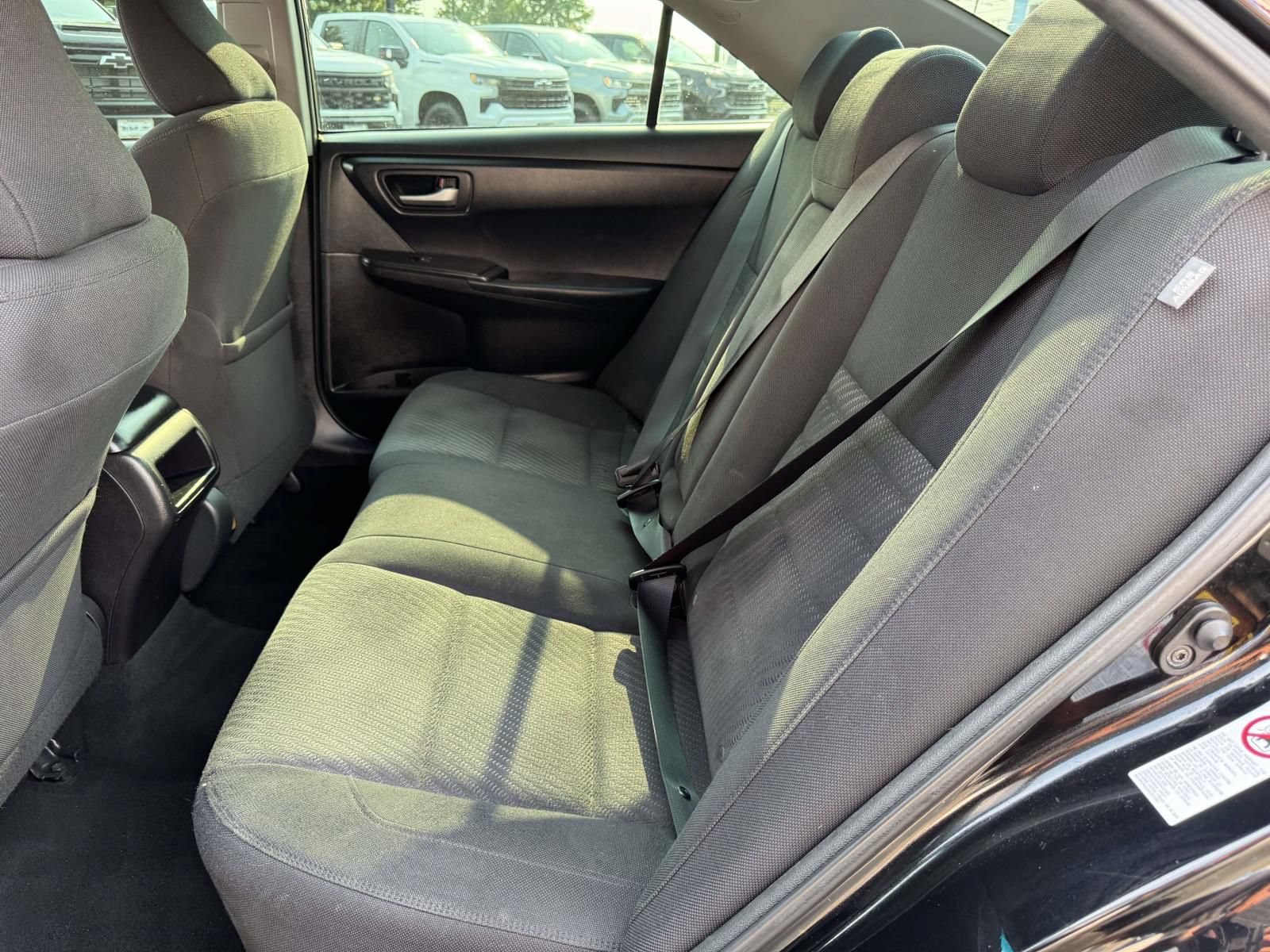 Used 2017 Toyota Camry LE FWD image 20