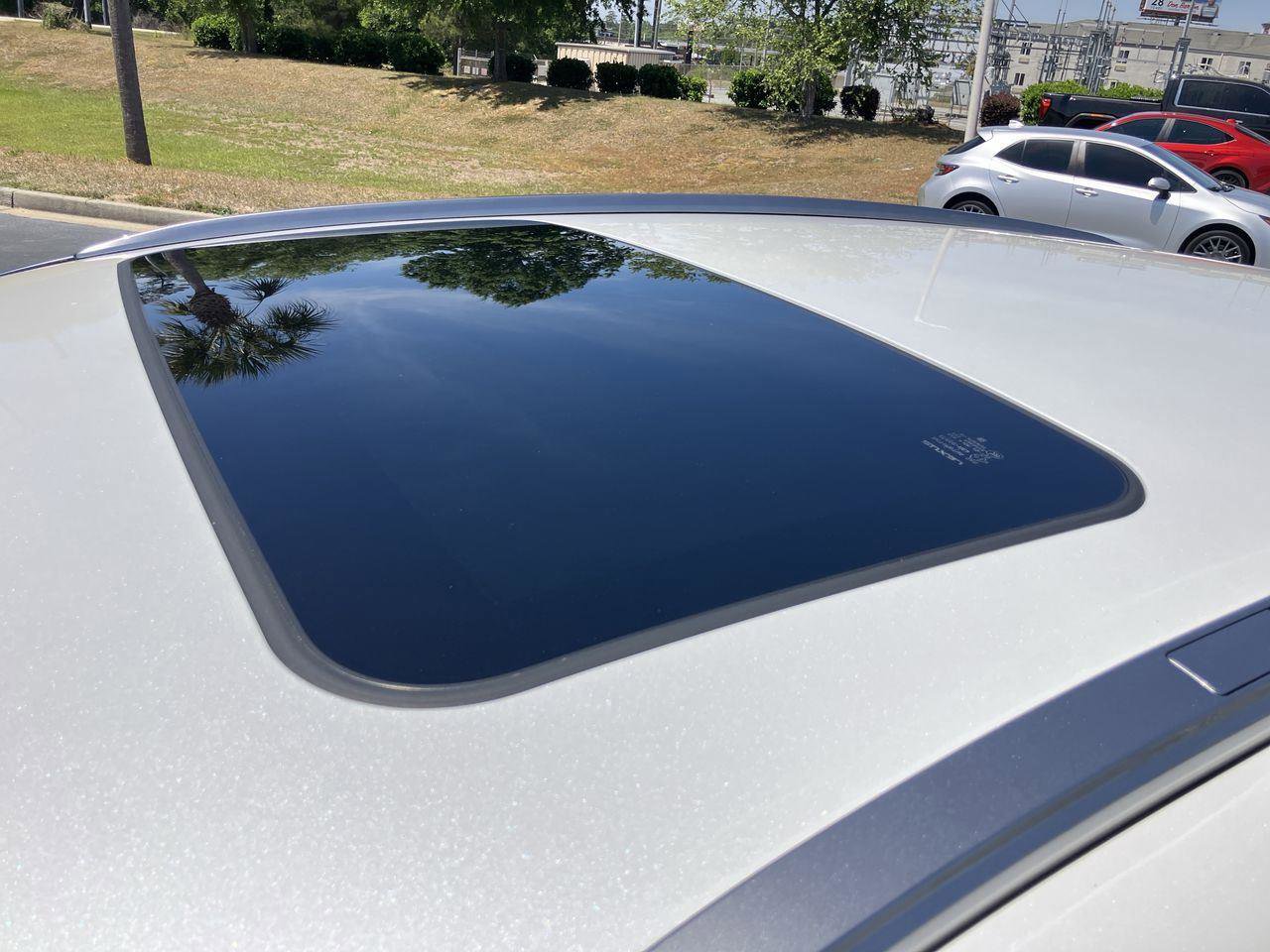 Used 2025 Lexus RX 350 Premium w/ Accessory Package (Z1) image 10