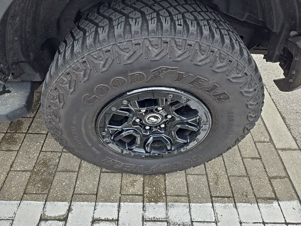 Used 2022 Ford Bronco Wildtrak image 12