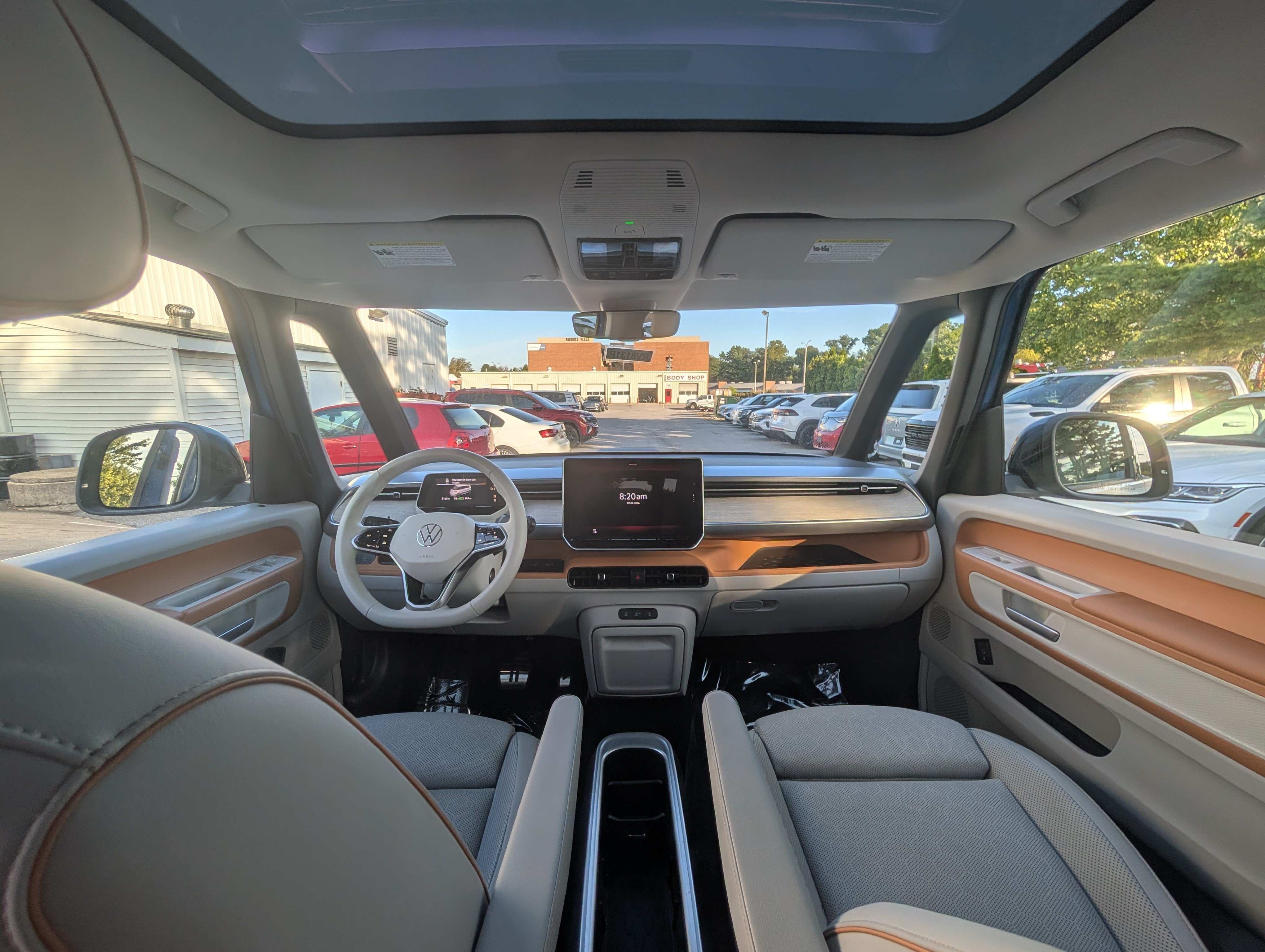 Used 2025 Volkswagen ID. Buzz 1st Edition RWD image 18