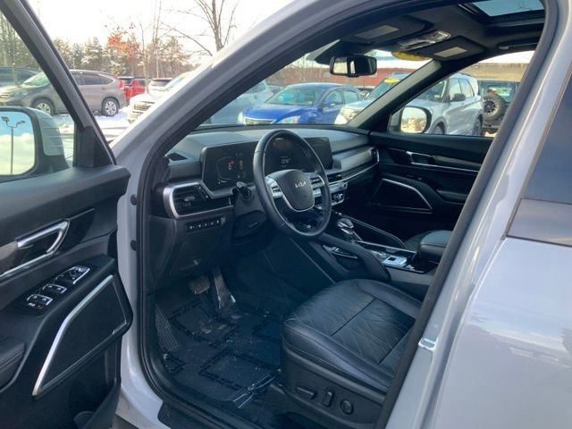Used 2024 Kia Telluride EX X-Line image 13