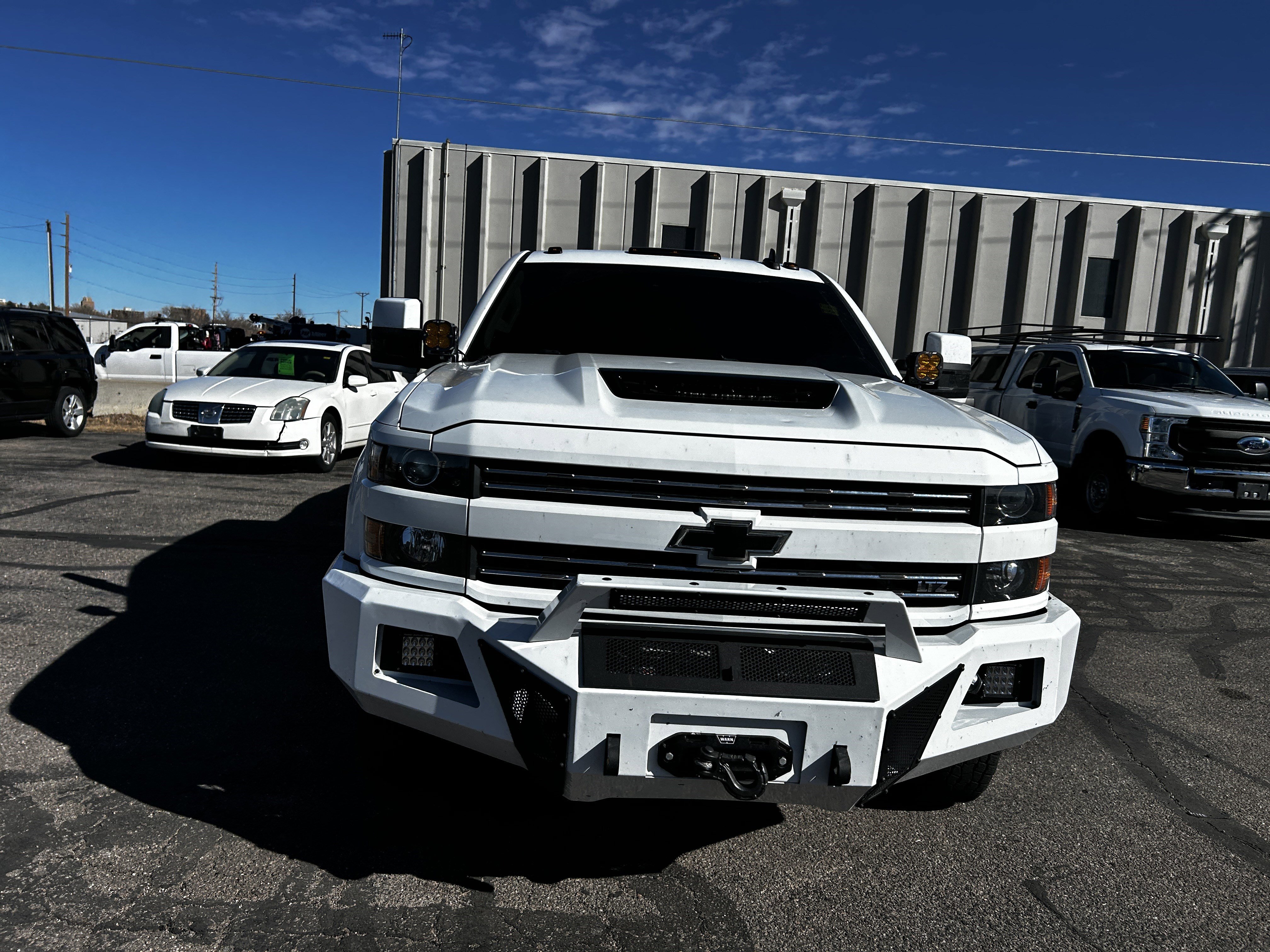 Used 2019 Chevrolet Silverado 3500 LTZ w/ Duramax Plus Package image 8