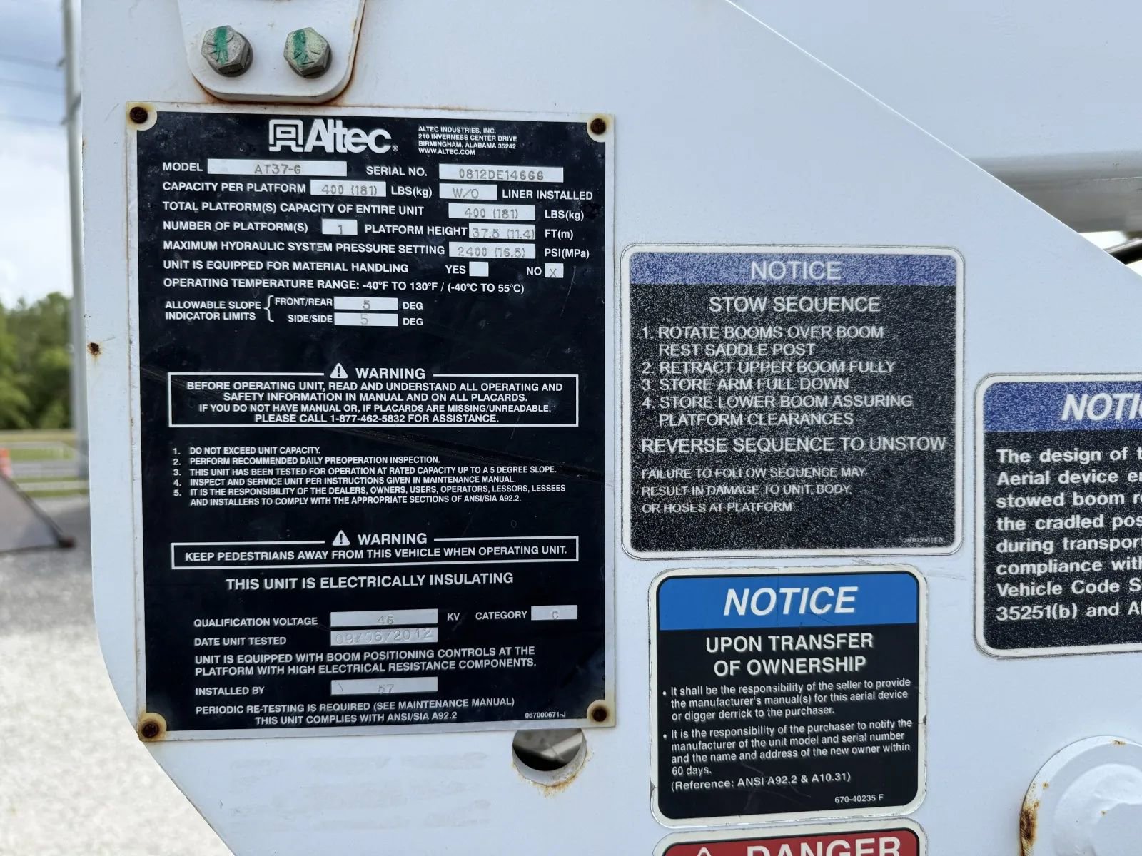 Used 2012 Ford F550 4x4 Regular Cab Super Duty w/ Snow Plow Prep Pkg image 17