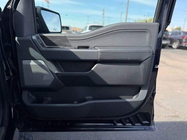 Used 2025 Ford F150 Lightning Lariat AWD/4WD image 16