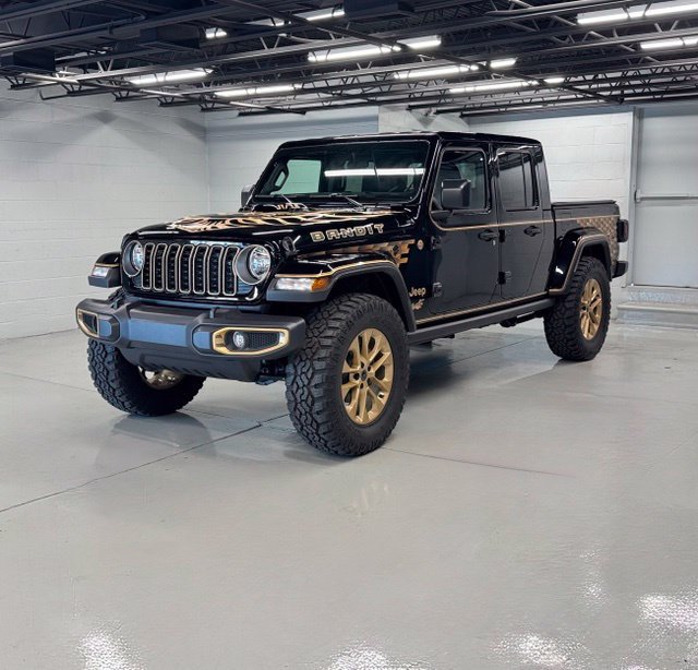 Used 2025 Jeep Gladiator Sport