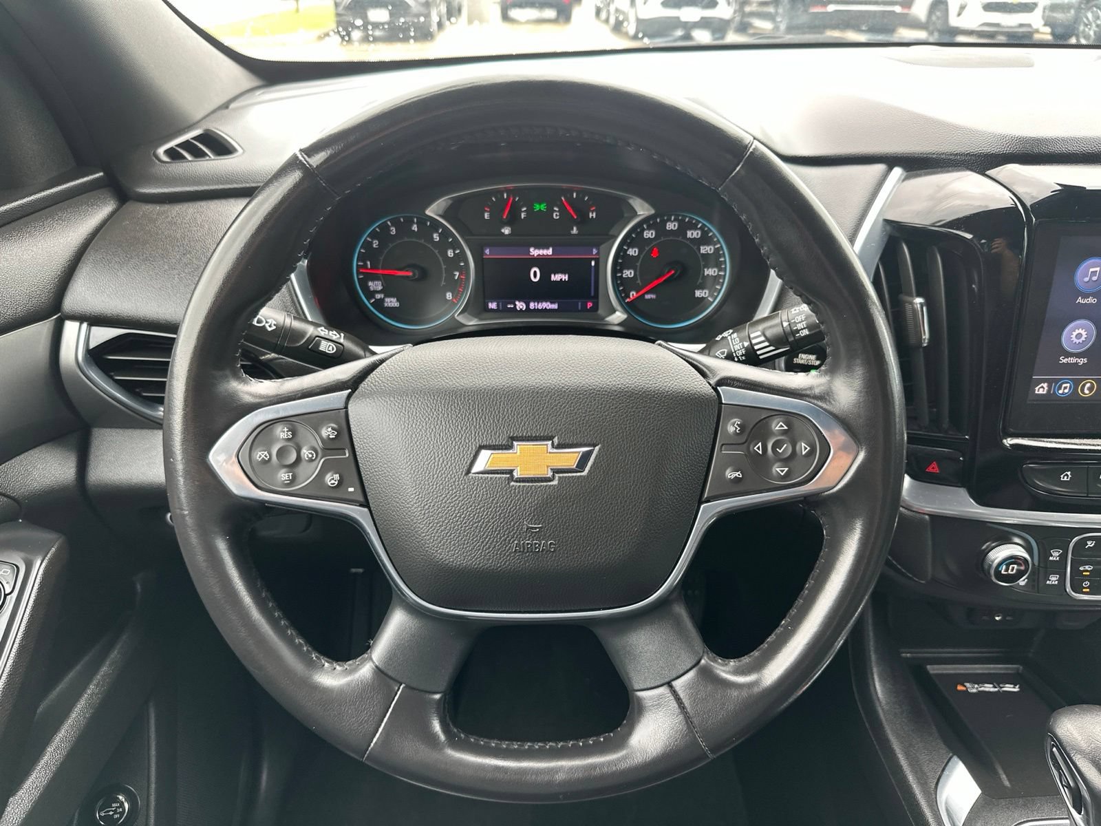 Used 2022 Chevrolet Traverse LT FWD image 14