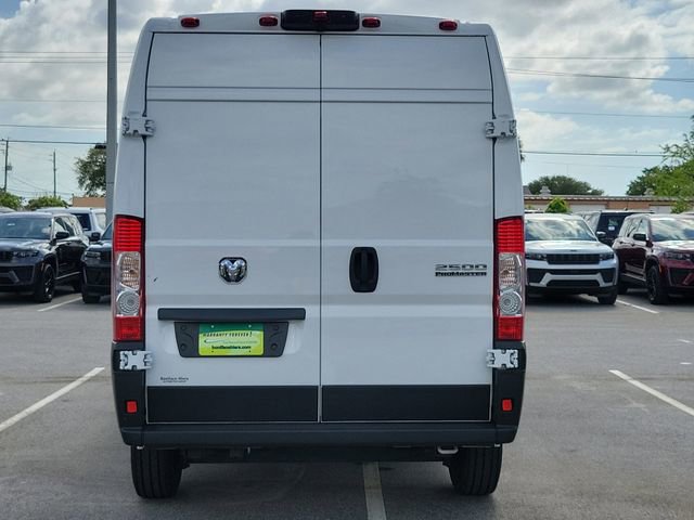 Used 2024 RAM ProMaster 2500 w/ Convenience Group image 5