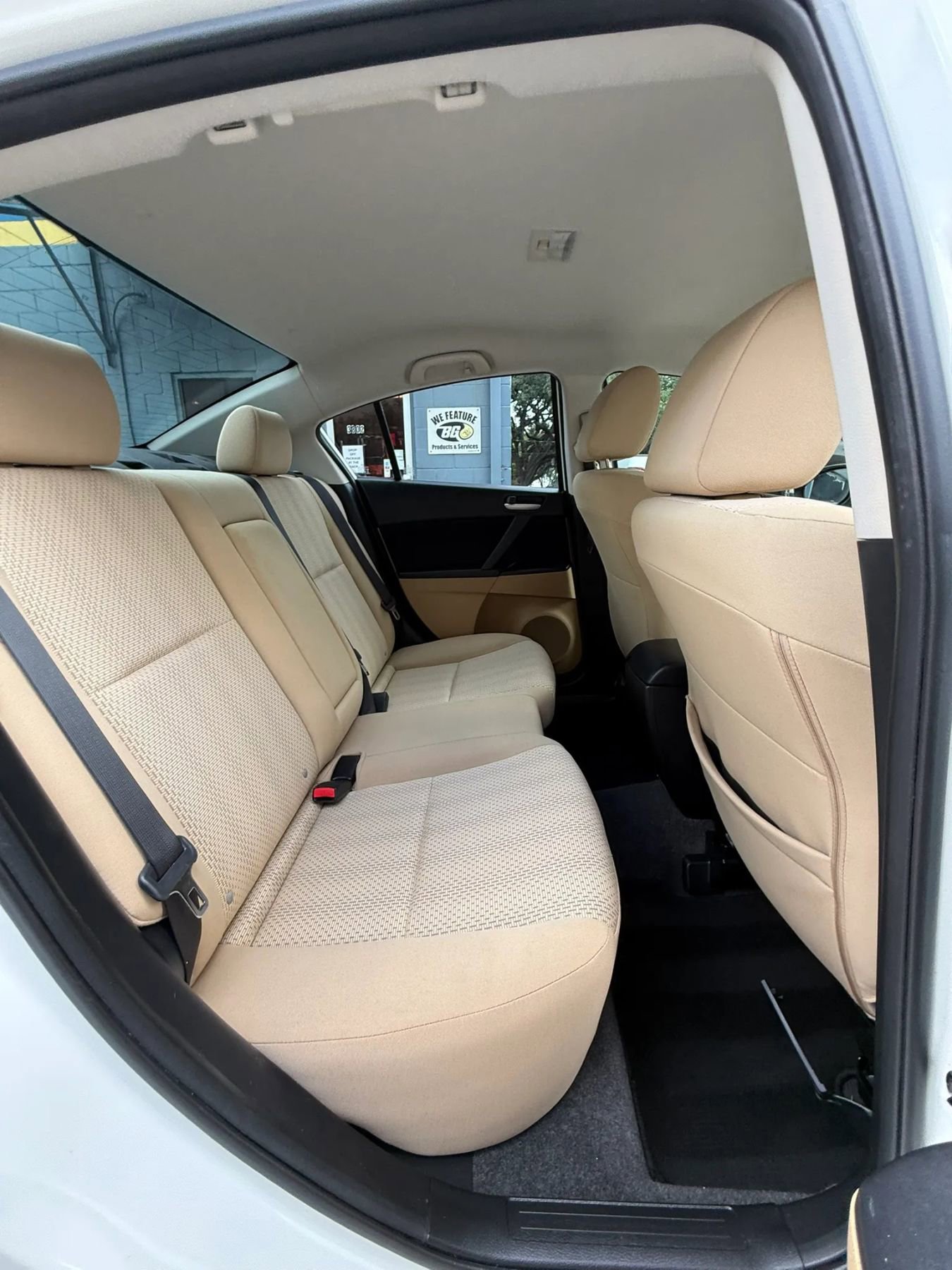 Used 2010 MAZDA MAZDA3 i Touring FWD image 17