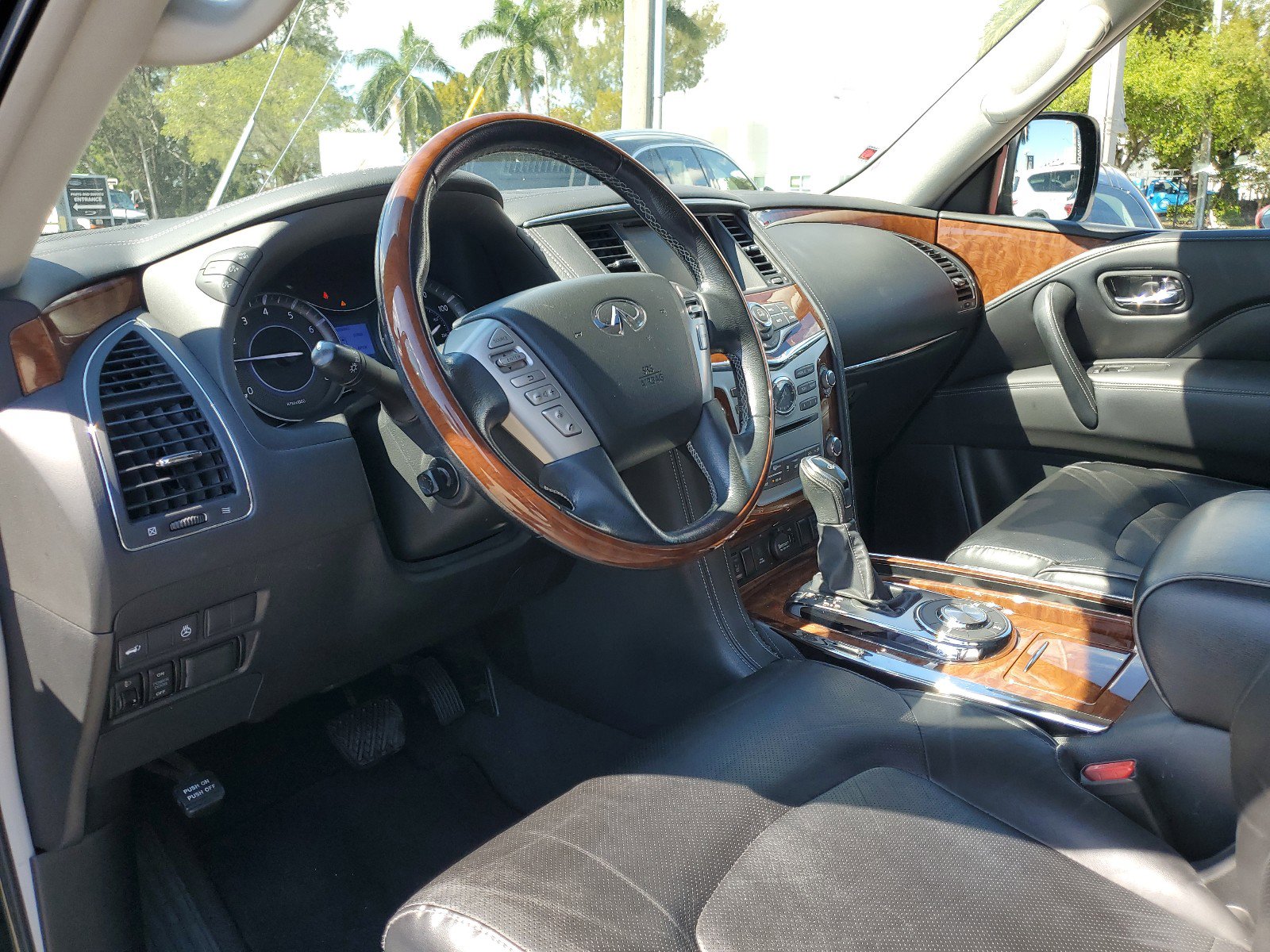 Used 2019 INFINITI QX80 Luxe image 14