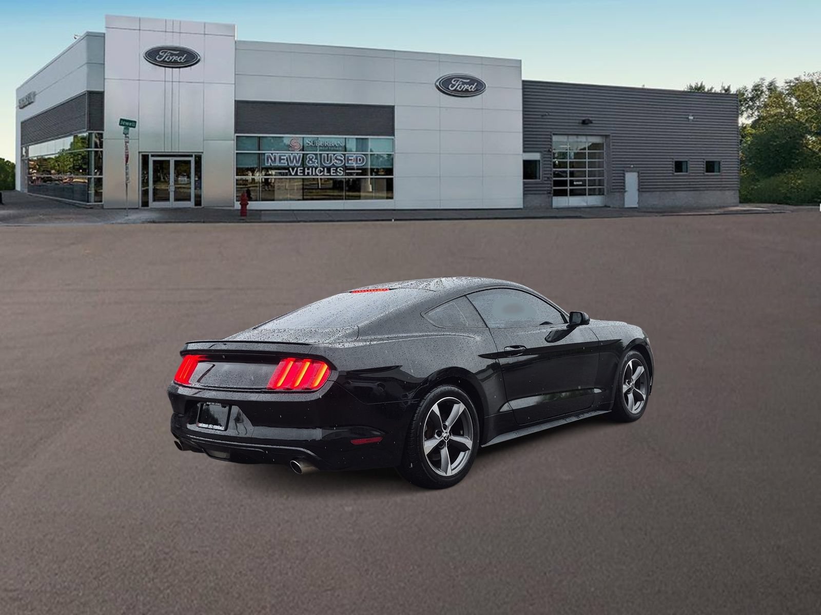 Used 2015 Ford Mustang Coupe w/ Equipment Group 051A RWD image 9