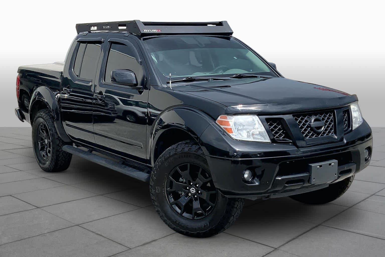 Used 2020 Nissan Frontier SV w/ Midnight Edition Floor Mats AWD/4WD image 3
