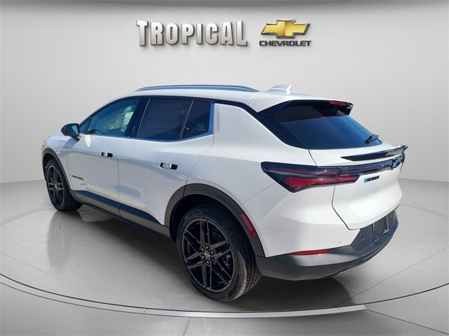 New 2026 Chevrolet Equinox EV LT image 3