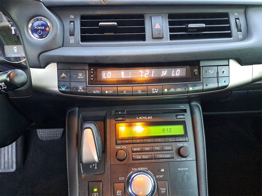 Used 2014 Lexus CT 200h image 21