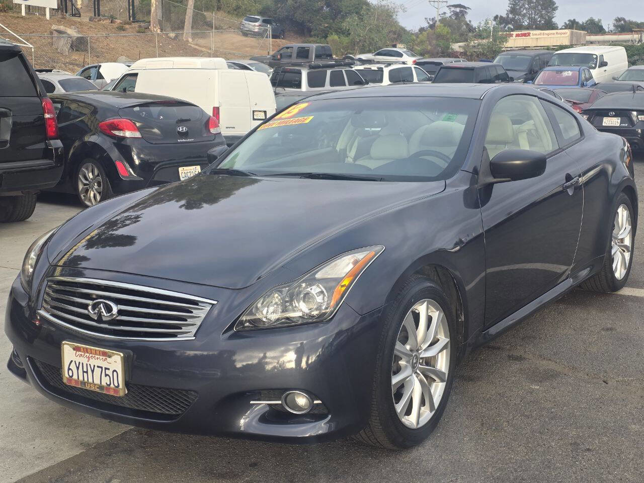 Used 2013 INFINITI G37 Journey w/ Premium Pkg RWD image 3