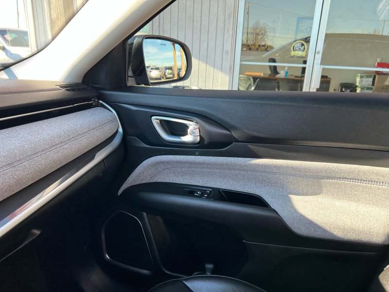 Used 2022 Jeep Compass Latitude w/ Convenience Group image 4