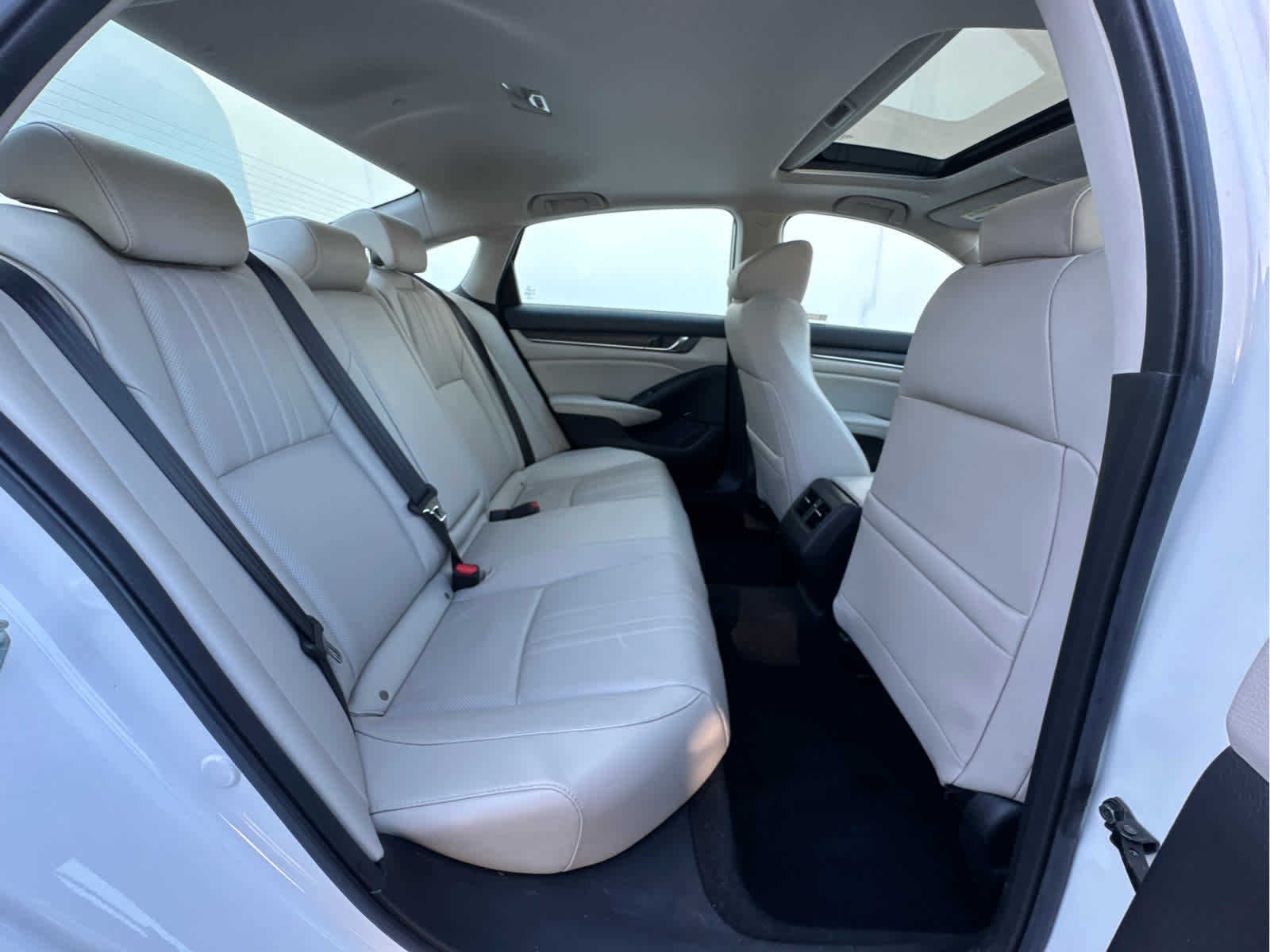 Used 2020 Honda Accord EX-L image 20