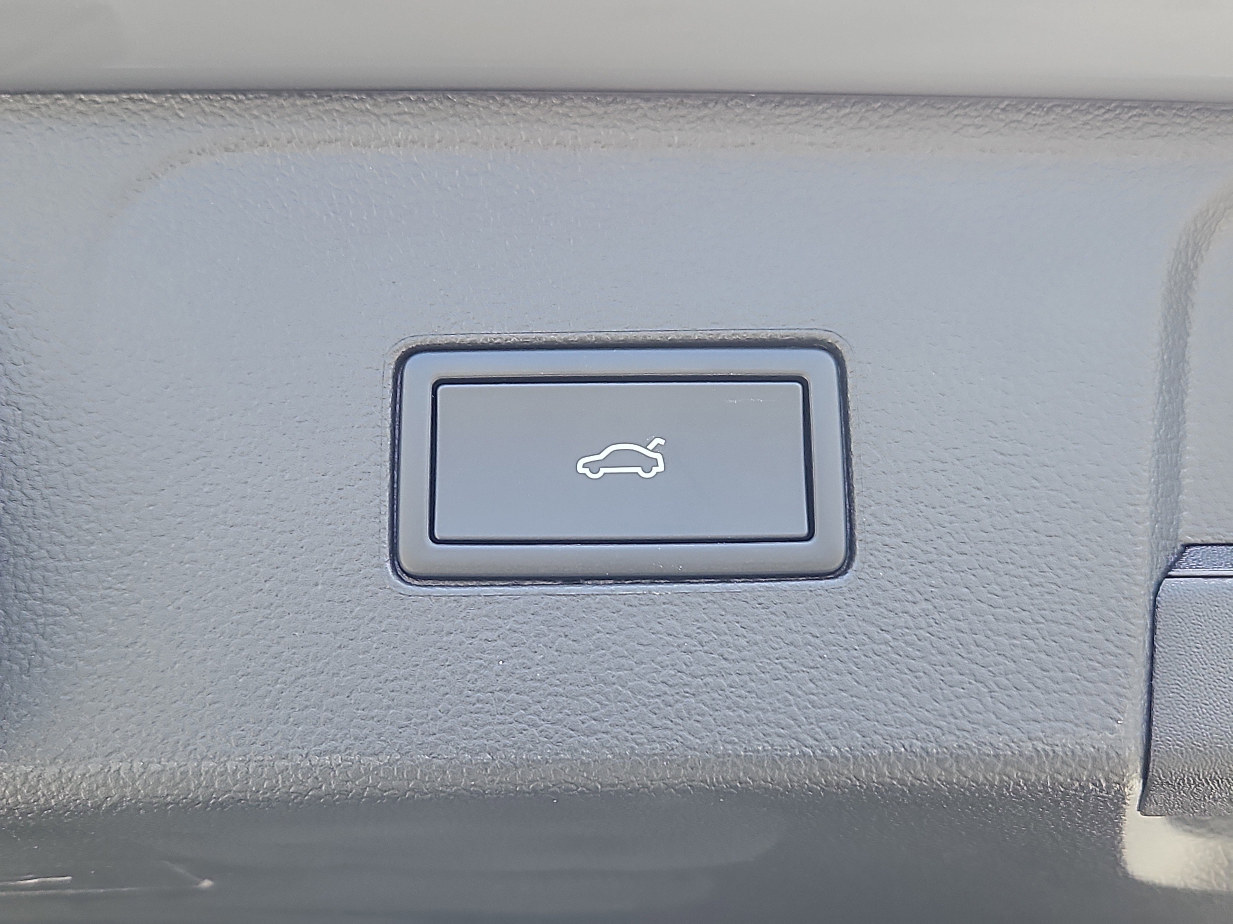 New 2026 Volkswagen Atlas SEL image 14