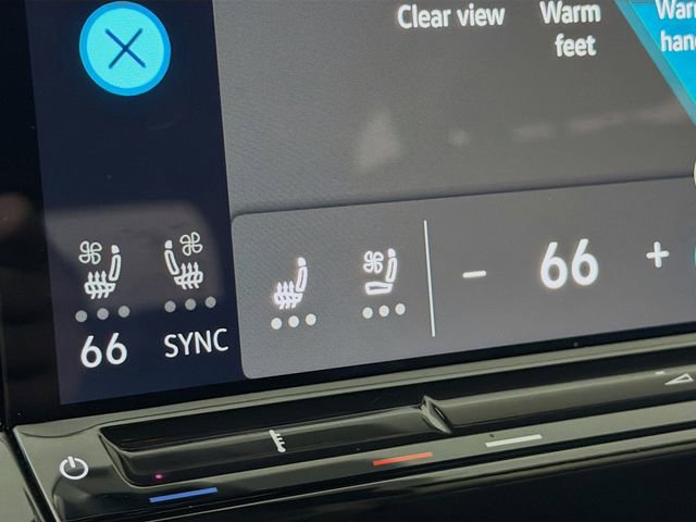 Used 2025 Volkswagen Atlas SE image 22