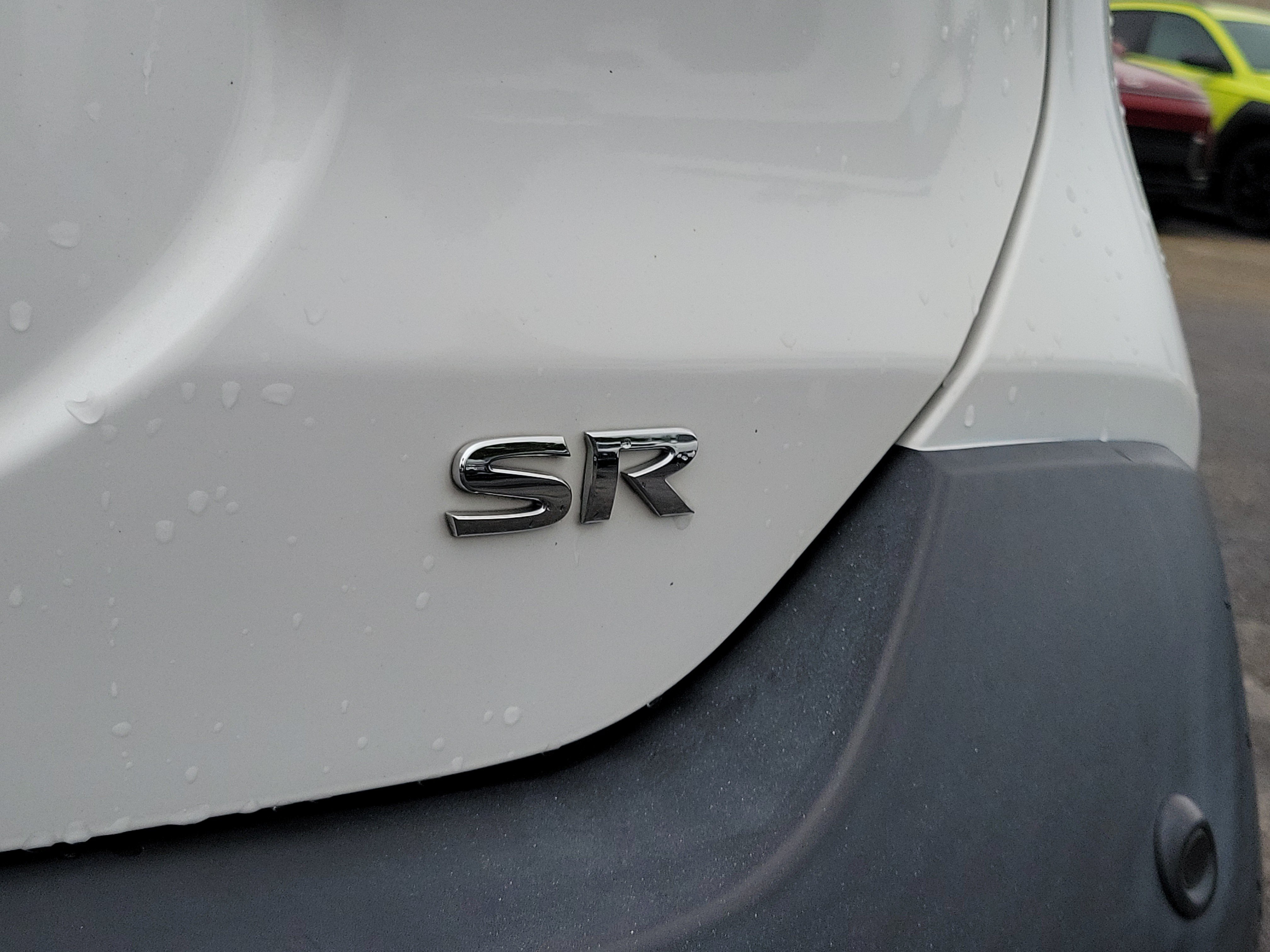 Used 2020 Nissan Kicks SR FWD image 7