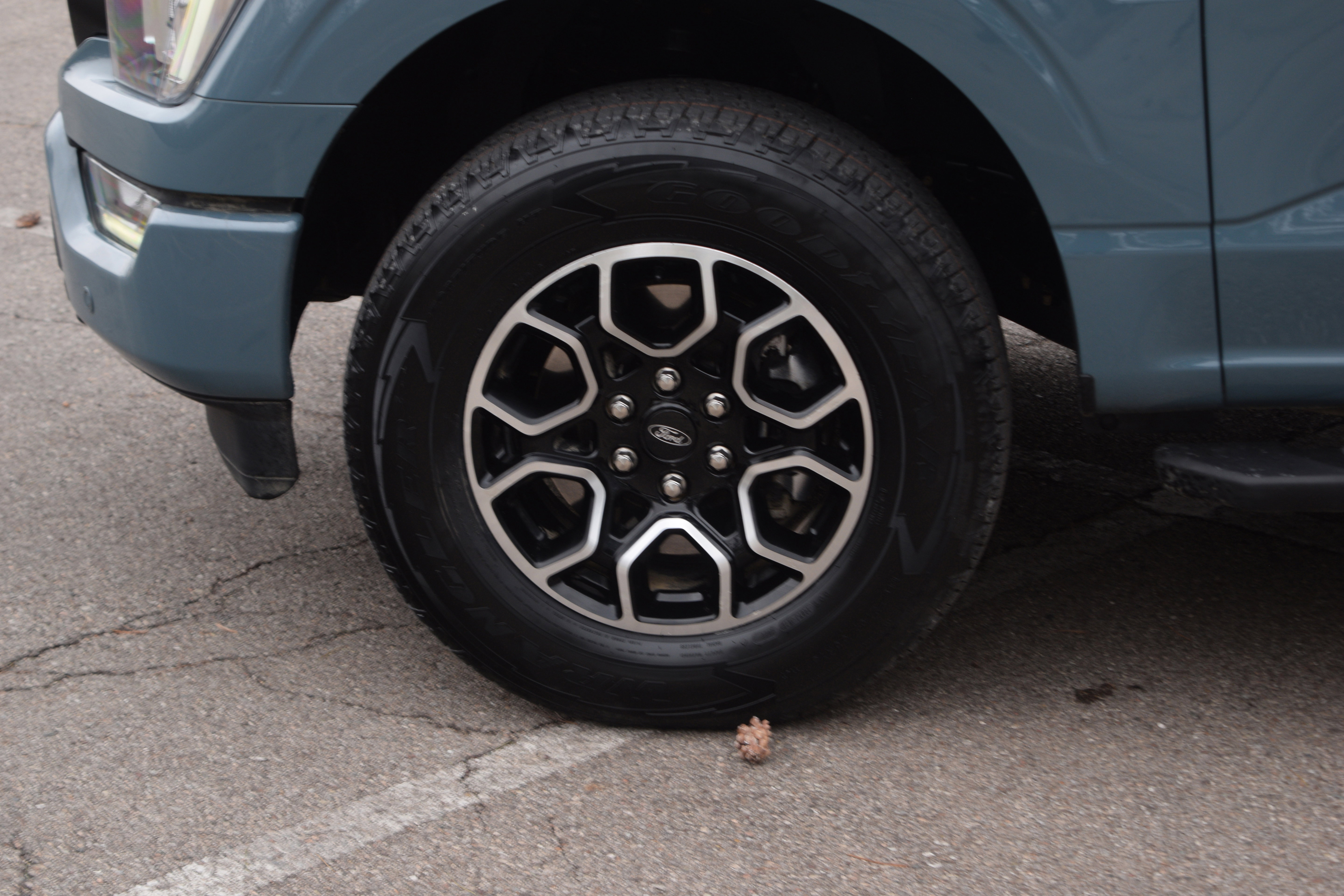 Certified 2023 Ford F150 XLT w/ Equipment Group 302A High image 27