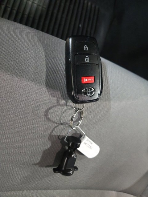 Used 2025 Toyota Tacoma SR5 AWD/4WD image 22