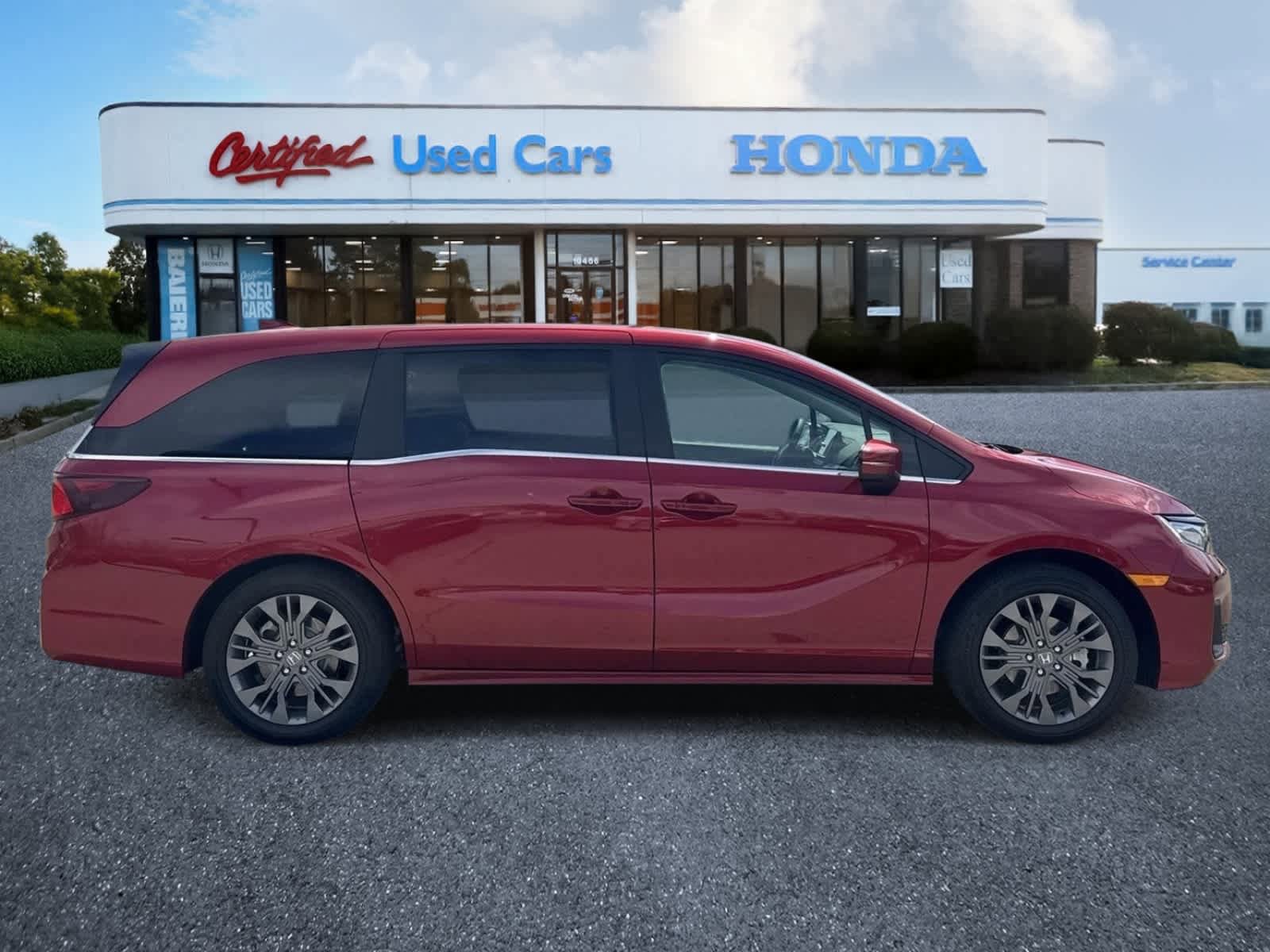 Used 2026 Honda Odyssey Touring image 7