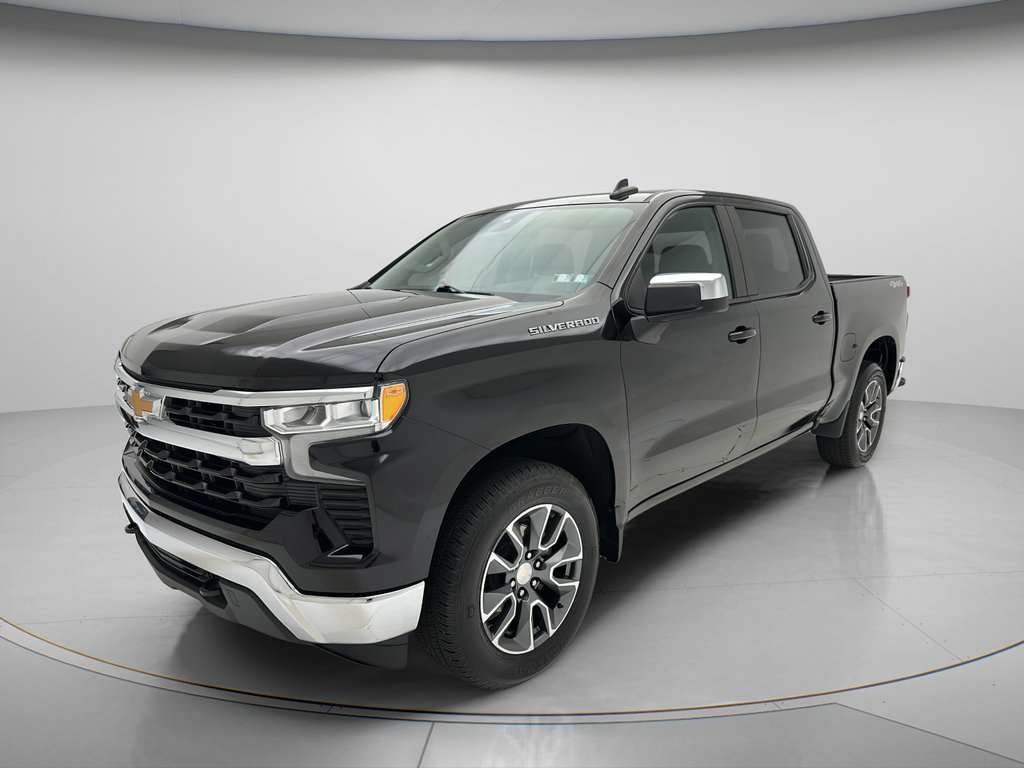 Used 2024 Chevrolet Silverado 1500 LT AWD/4WD image 3