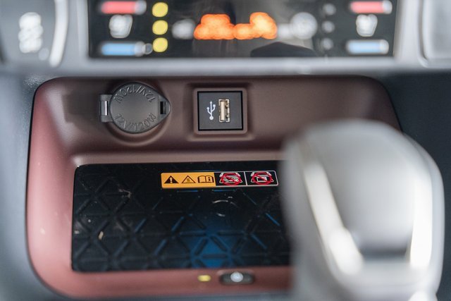 New 2025 Toyota RAV4 Limited image 26