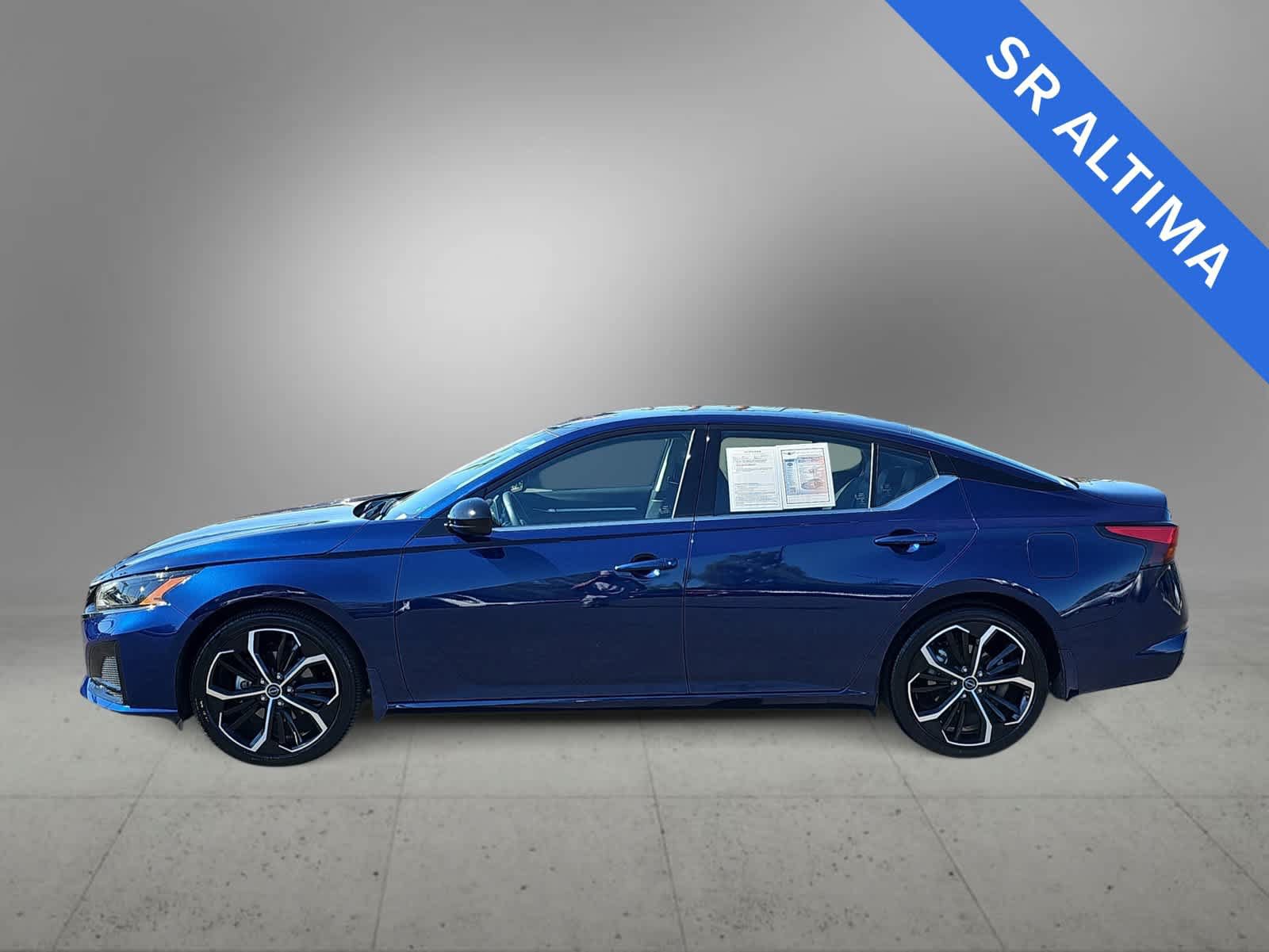 Used 2023 Nissan Altima 2.5 SR FWD image 5