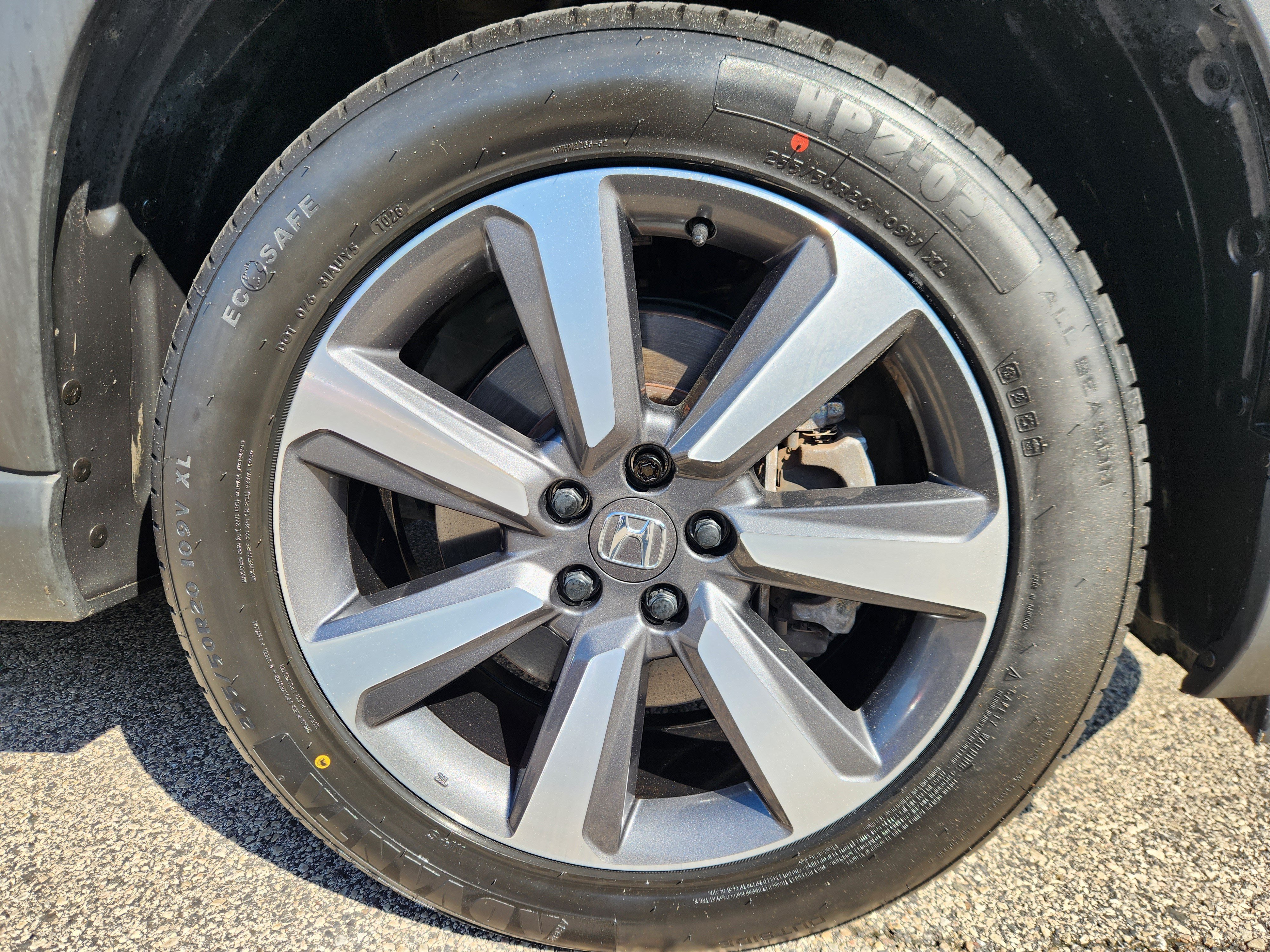 Certified 2023 Honda Pilot Touring image 22