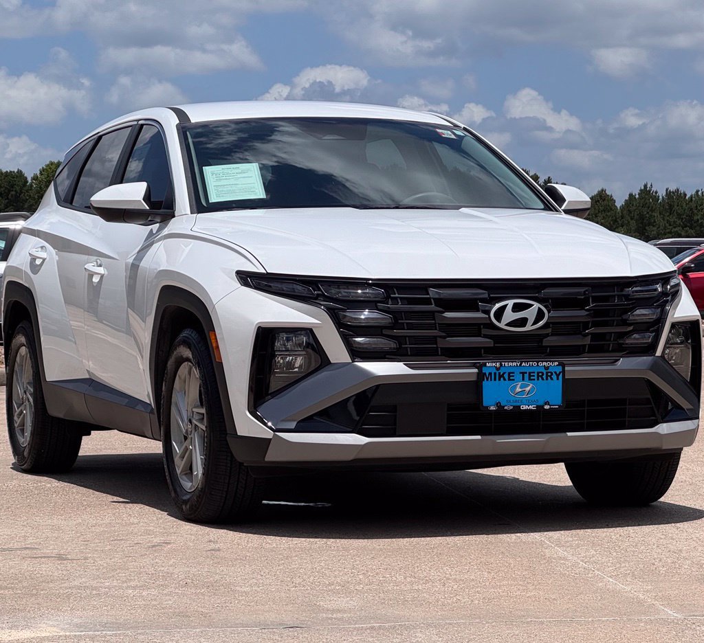 Certified 2025 Hyundai Tucson SE FWD image 8