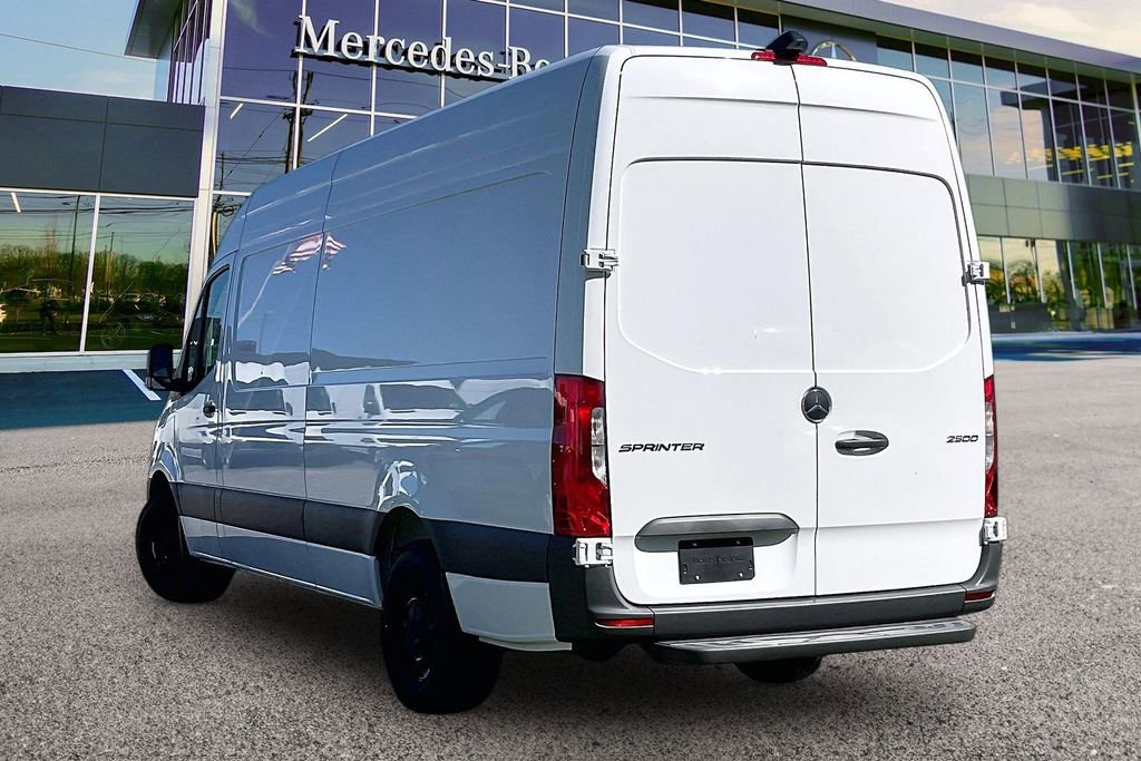 New 2026 Mercedes-Benz Sprinter 2500 image 3