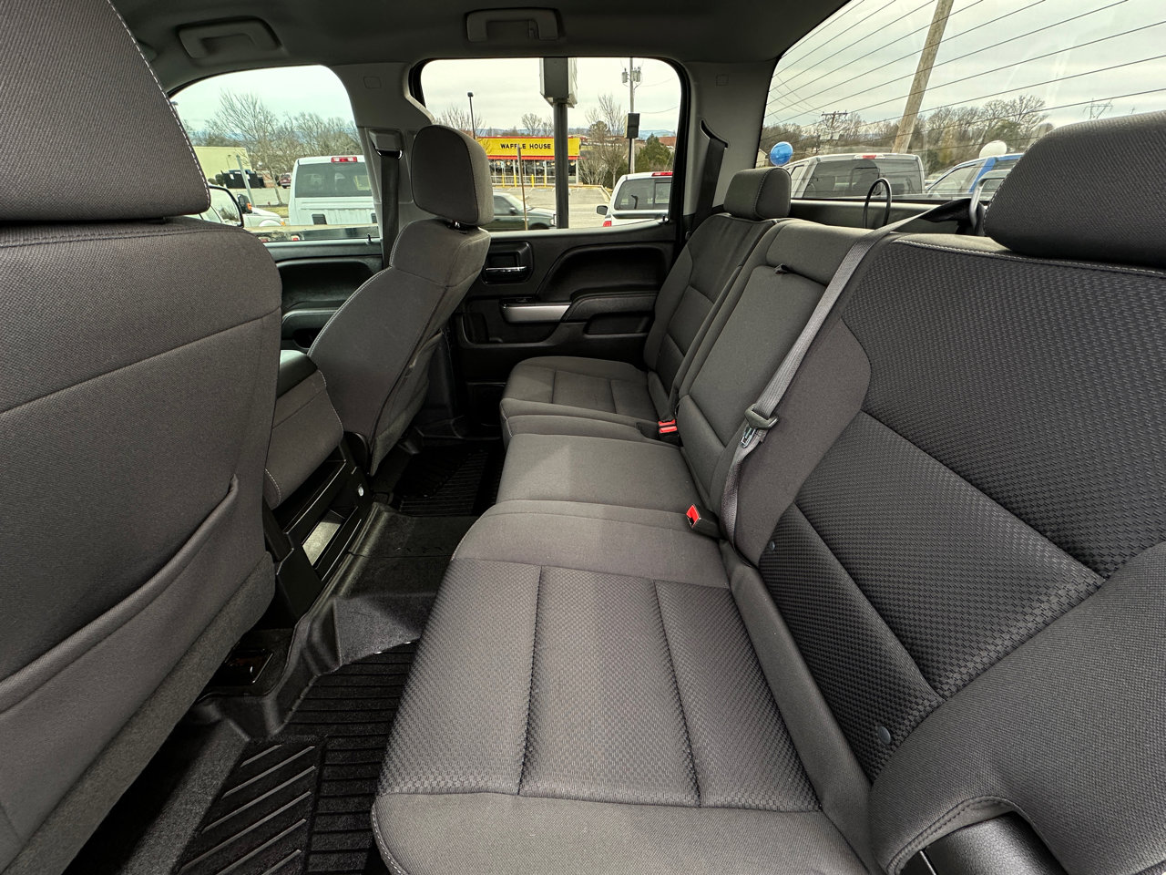 Used 2018 Chevrolet Silverado 1500 LT w/ All Star Edition image 9