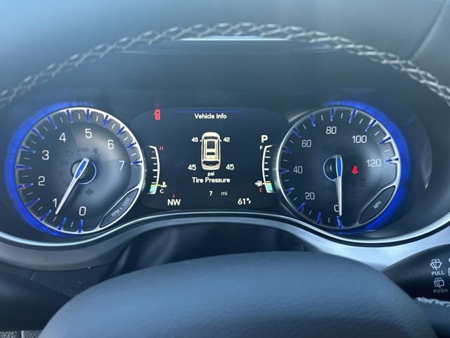 New 2026 Chrysler Pacifica Limited image 22