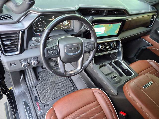 Used 2025 GMC Sierra 2500 Denali Ultimate AWD/4WD image 10