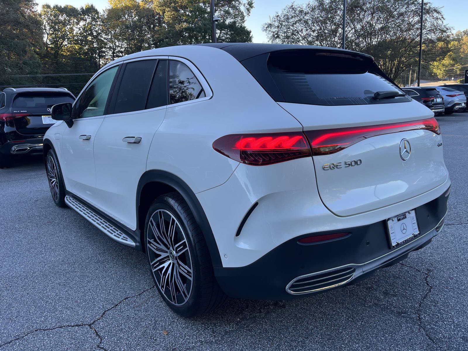 Certified 2023 Mercedes-Benz EQE 500 4MATIC SUV w/ Pinnacle Trim Package image 13