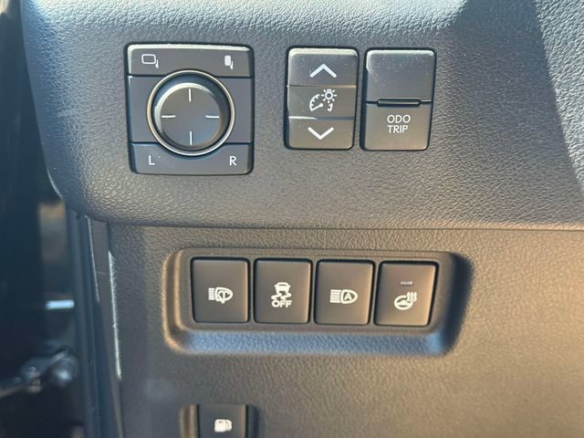 Certified 2023 Lexus GX 460 Premium w/ Premium Package AWD/4WD image 26