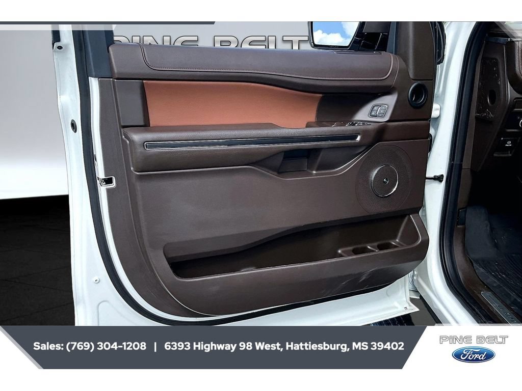 Certified 2022 Ford Expedition King Ranch AWD/4WD image 17