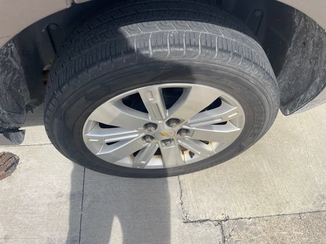 Used 2011 Chevrolet Equinox LT AWD/4WD image 19