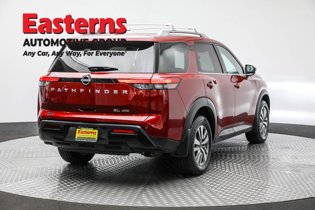 Used 2022 Nissan Pathfinder SL image 5