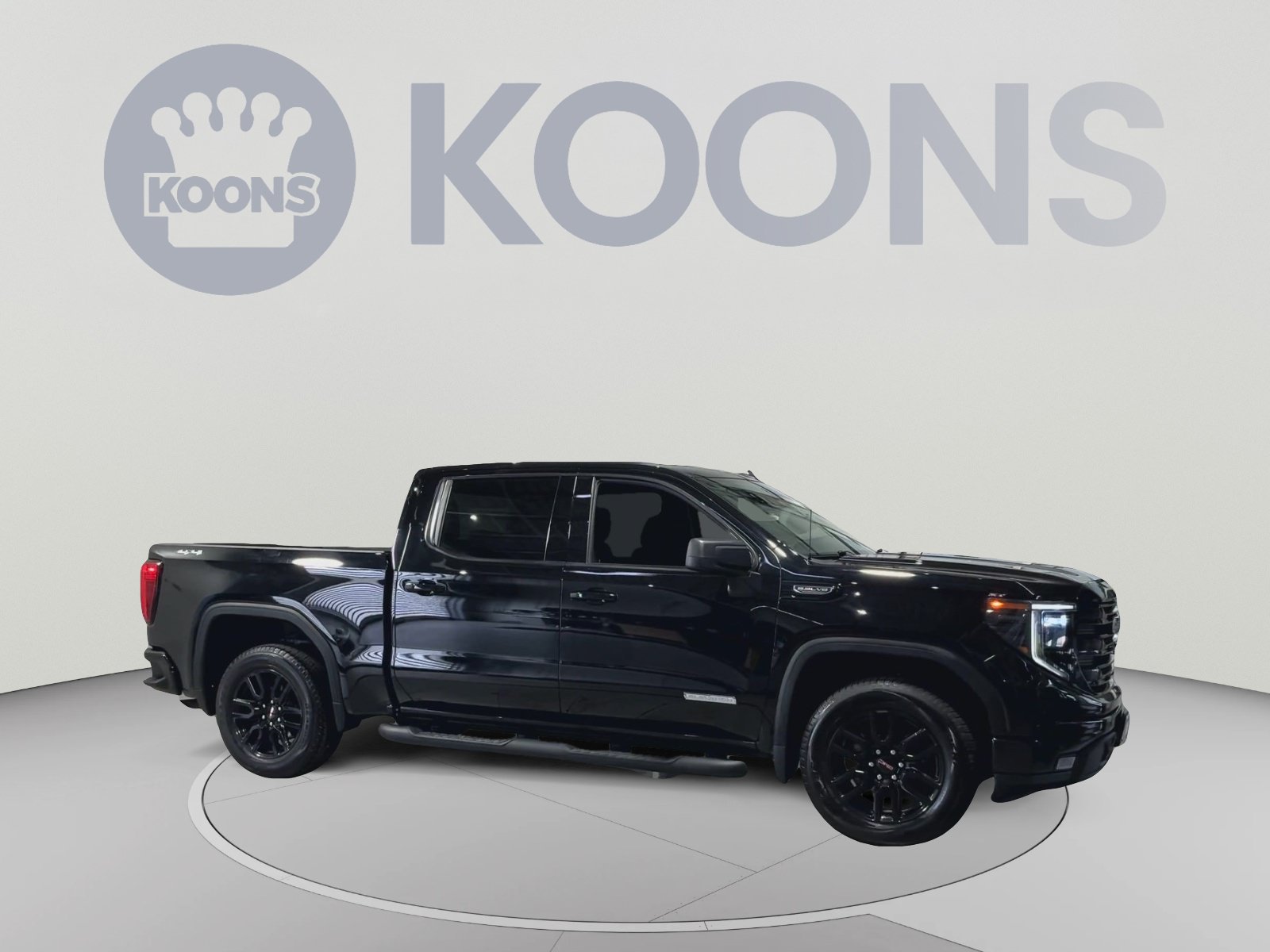 Used 2023 GMC Sierra 1500 Elevation AWD/4WD image 4
