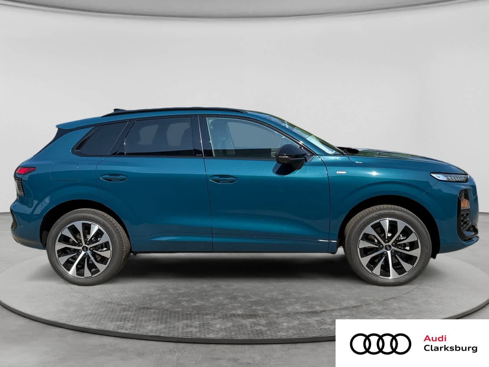 New 2026 Audi Q3 quattro 2.0T AWD/4WD image 4